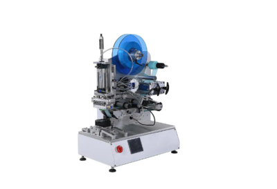 半自动平面日化品贴标机